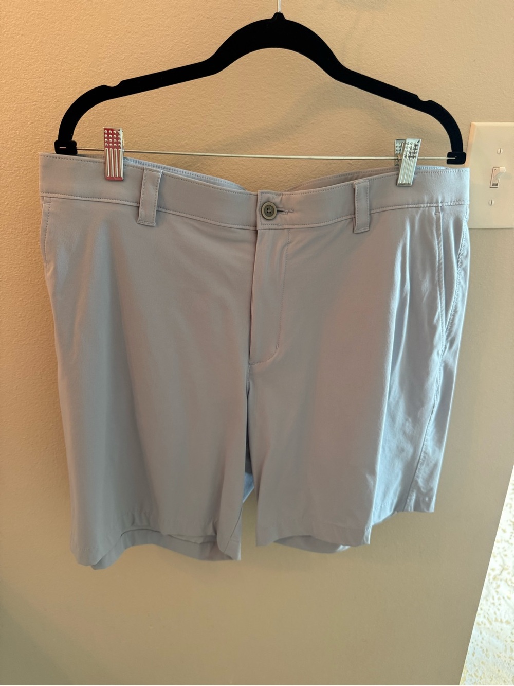 Southern Tide Light Gray Flat Front Performance Shorts